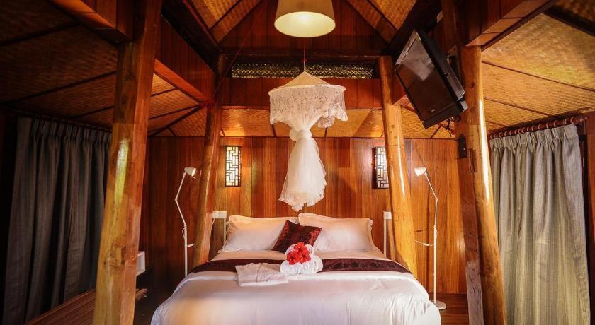 Malihom Private Estate Villa Balik Pulau Bagian luar foto